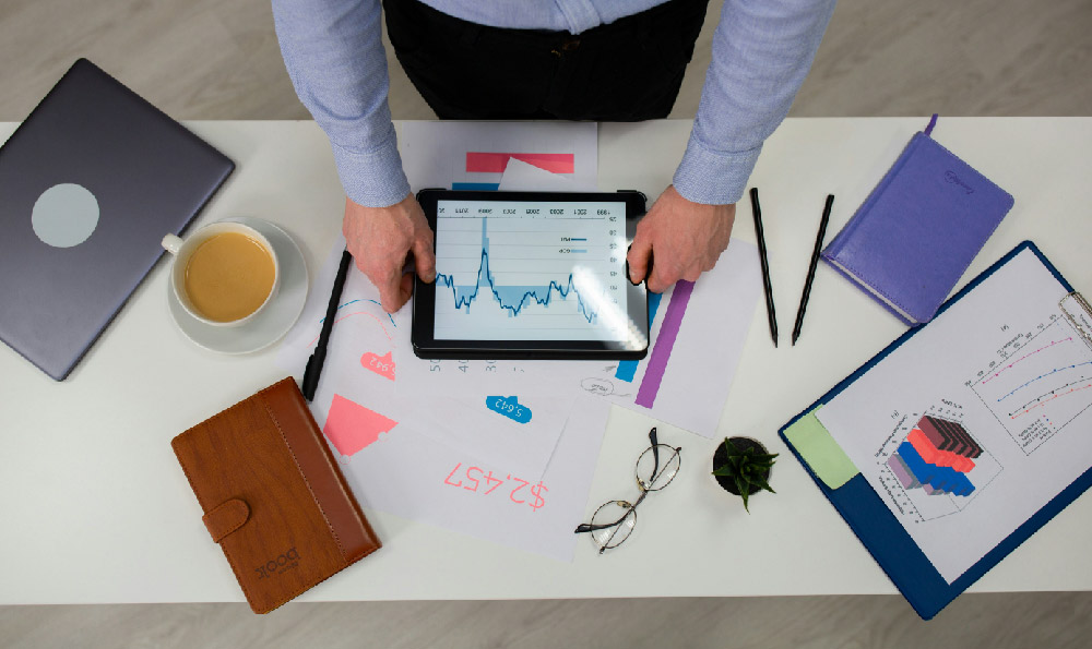 How to Make Money with Canva: Earning Income Tips for Freelancers and Online Business