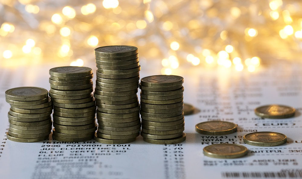 How Do Politicians Accumulate Wealth & Why Are Some So Rich?