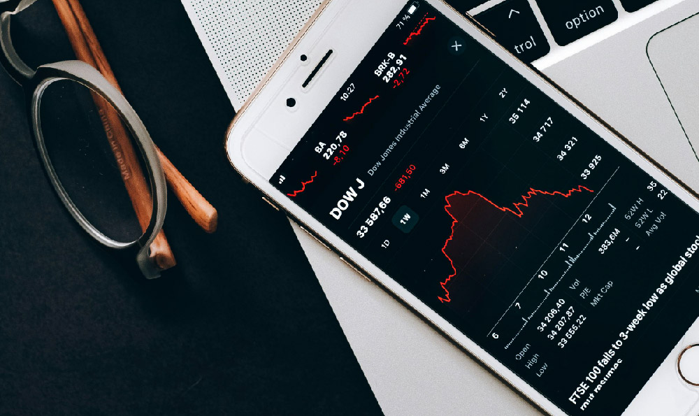 How Does Kick Generate Revenue, and What Are Its Monetization Strategies?

