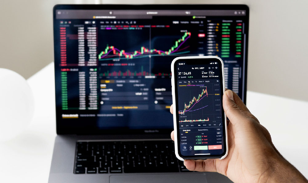Is a CD an Investment? What Risks and Returns Does It Offer?
