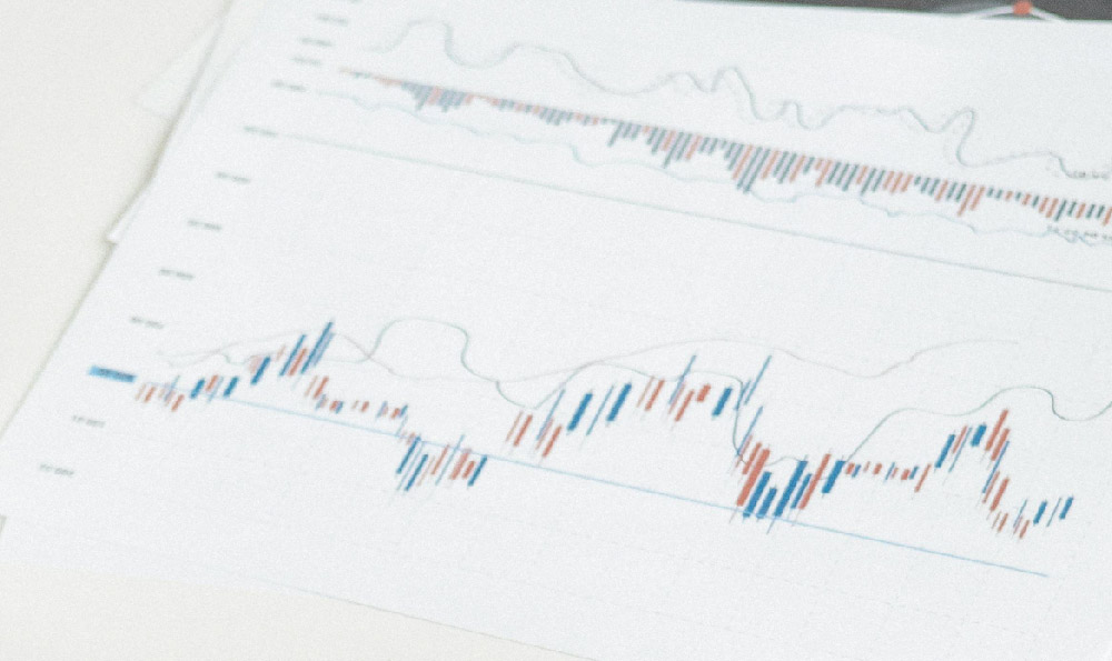 Investing in Small Cap Stocks: Smart Move or Risky Gamble? What's Best?
