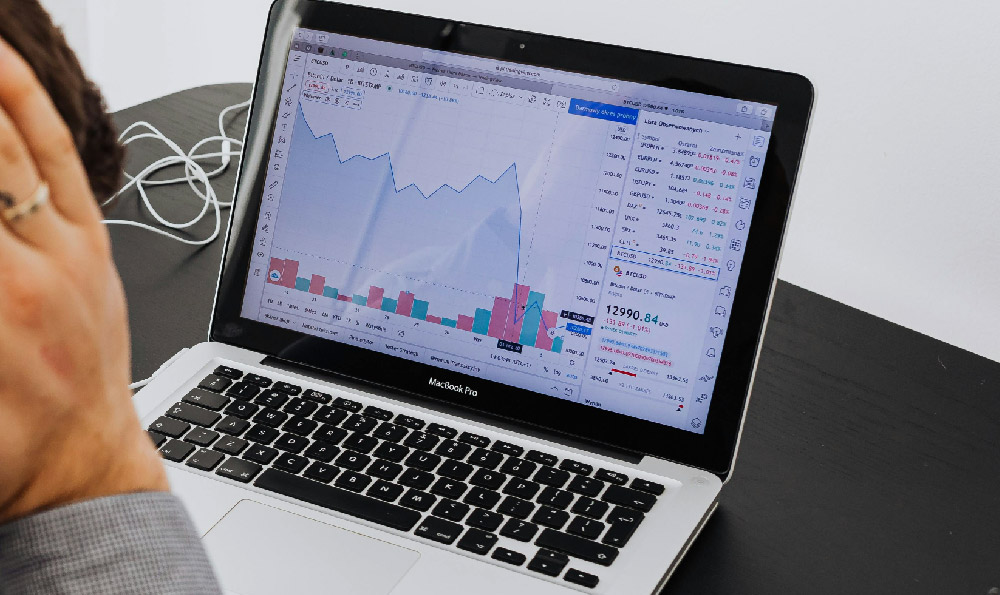 How Do Bail Bondsmen Earn Money?